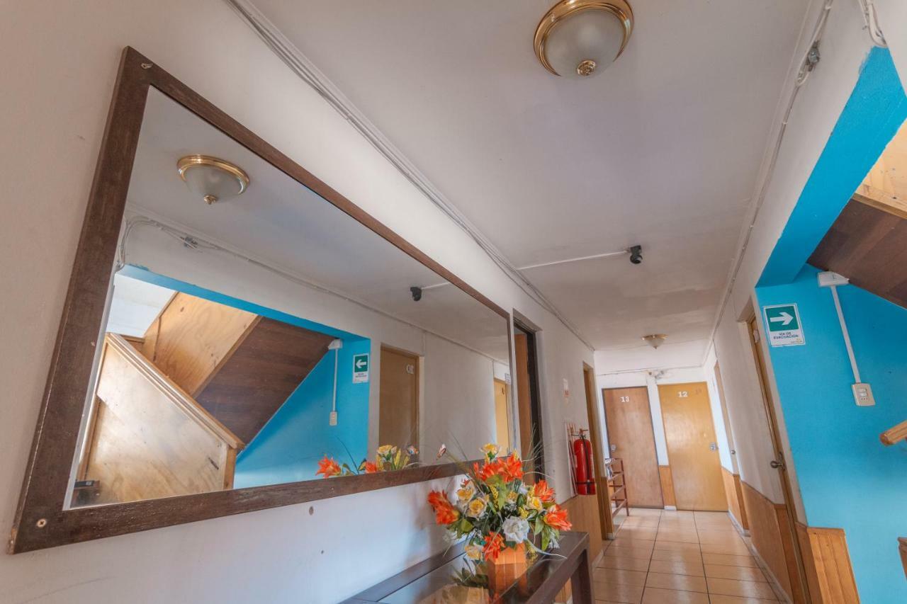 אנטופגסטה Hostal El Descanso מראה חיצוני תמונה