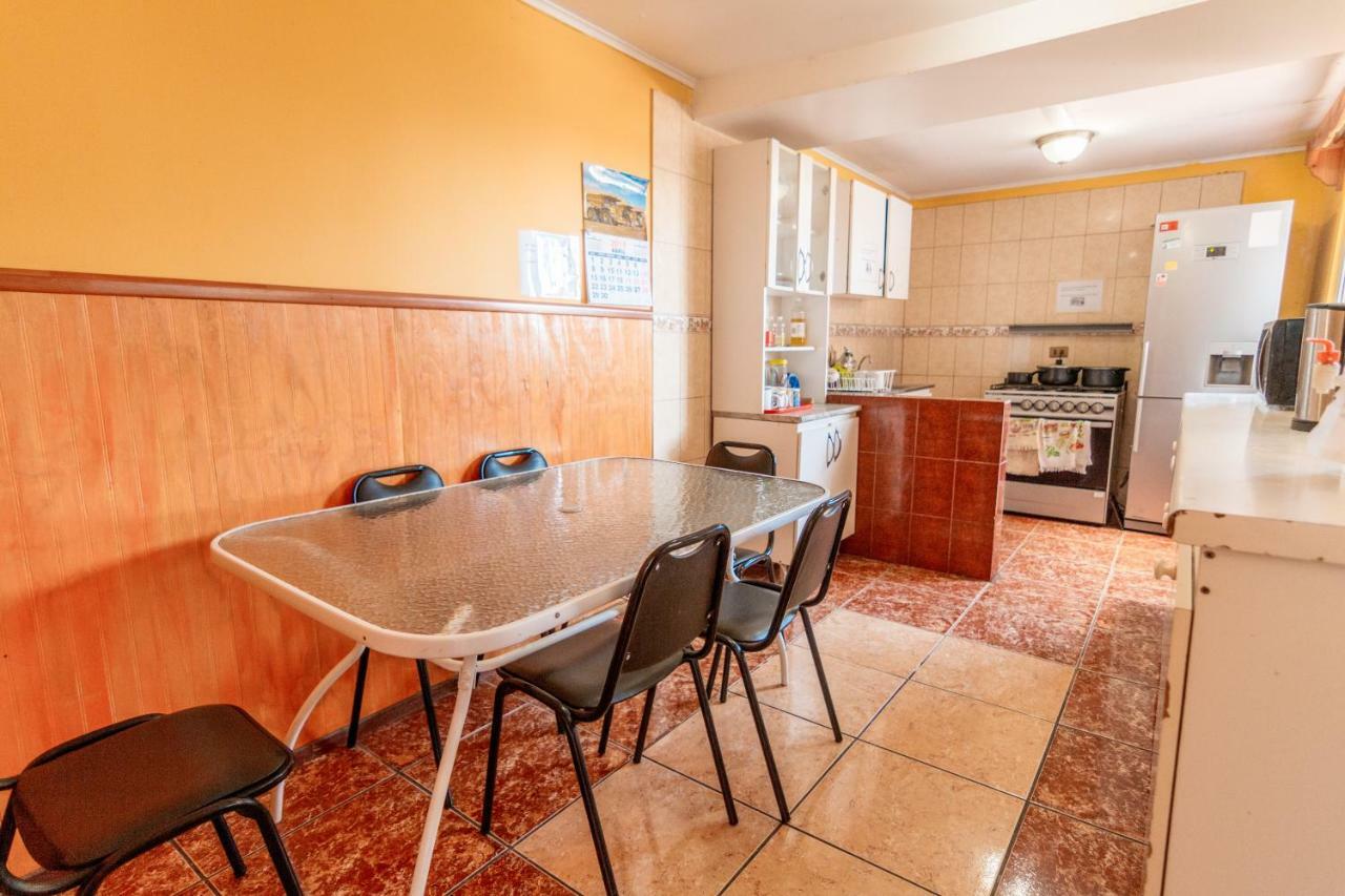 אנטופגסטה Hostal El Descanso מראה חיצוני תמונה